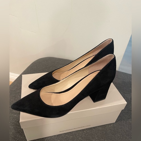 MARC FISHER ZALA BLOCK HEEL POINTY TOE PUMP - Picture 2 of 4